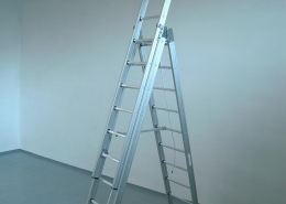 Scala a sfilo in alluminio con fune