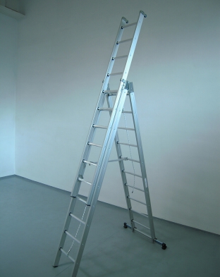 Scala a sfilo in alluminio con fune